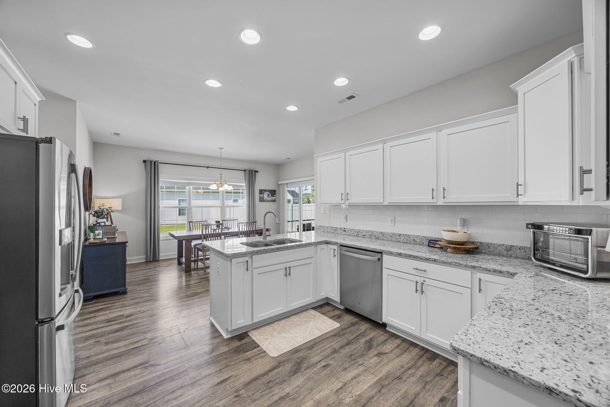 558 White Shoal Way