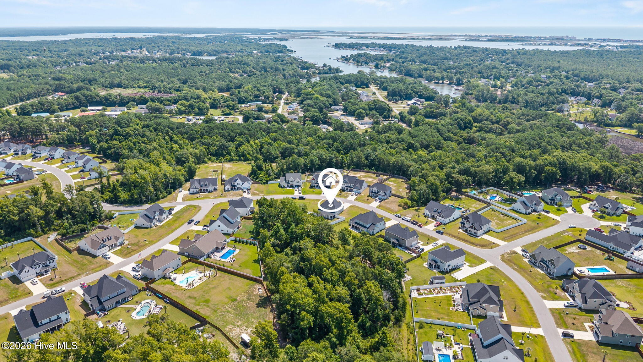 558 White Shoal Way