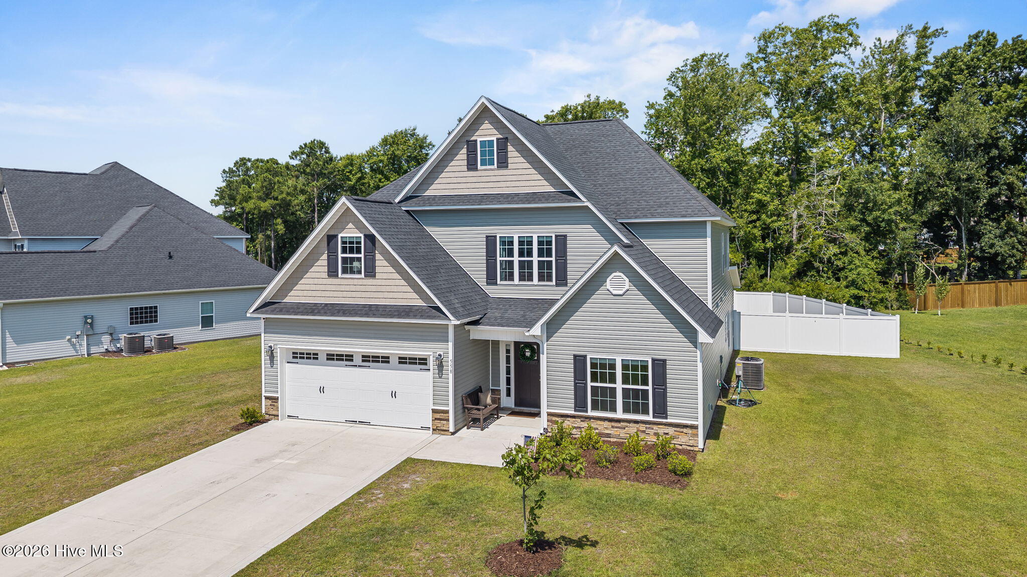 558 White Shoal Way