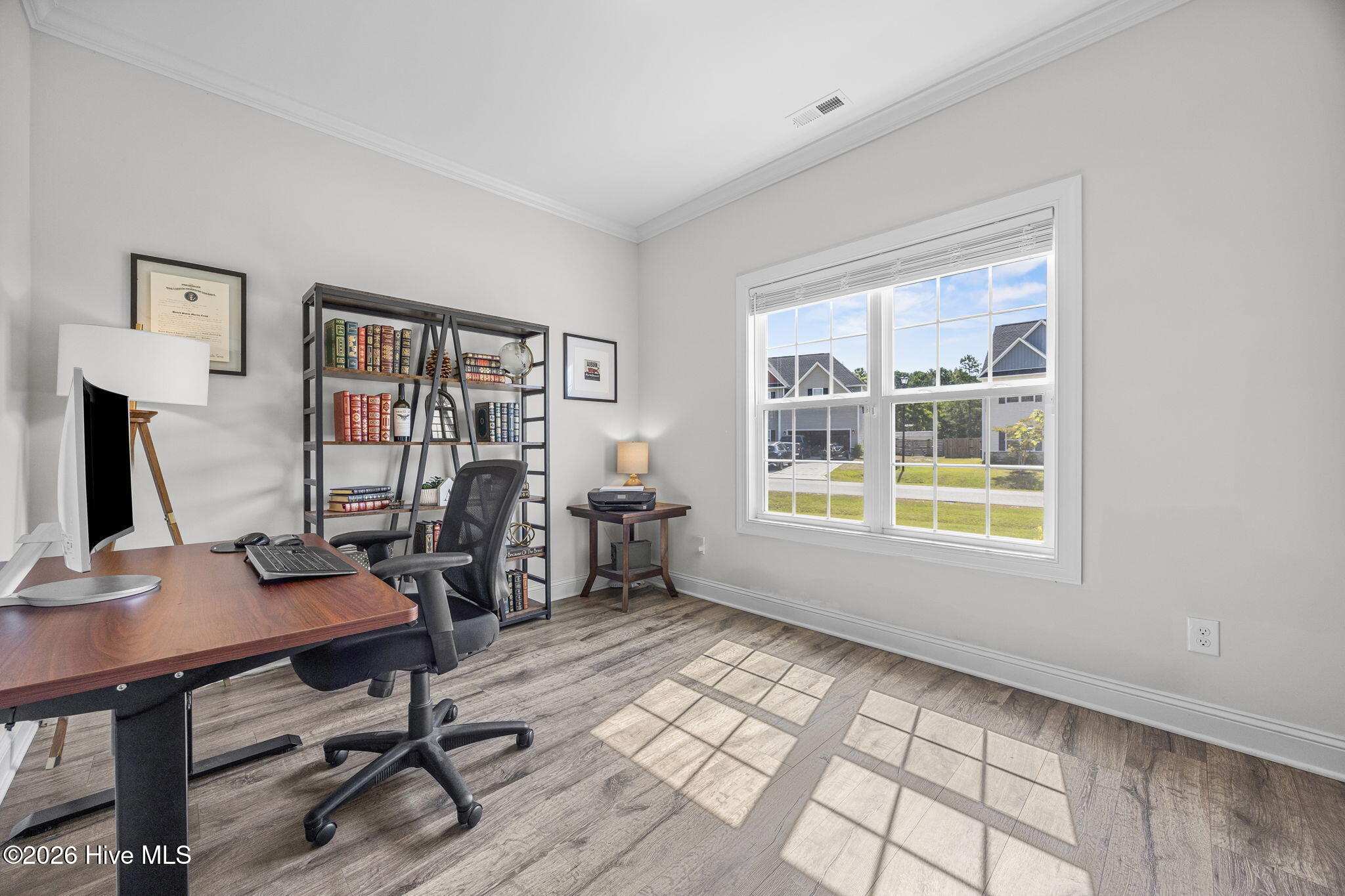 558 White Shoal Way