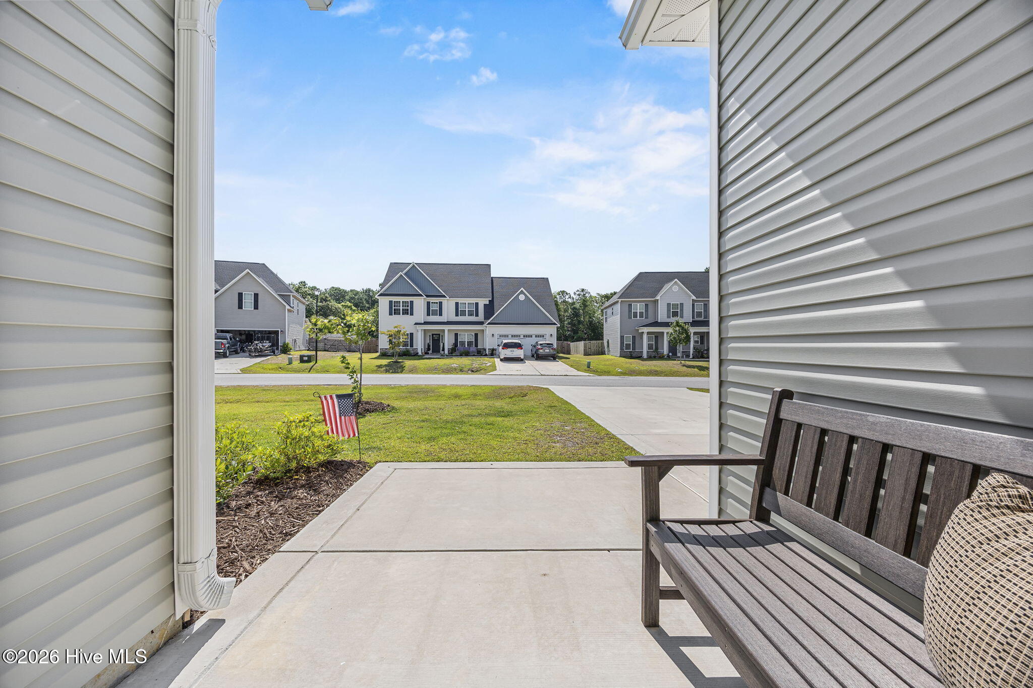 558 White Shoal Way
