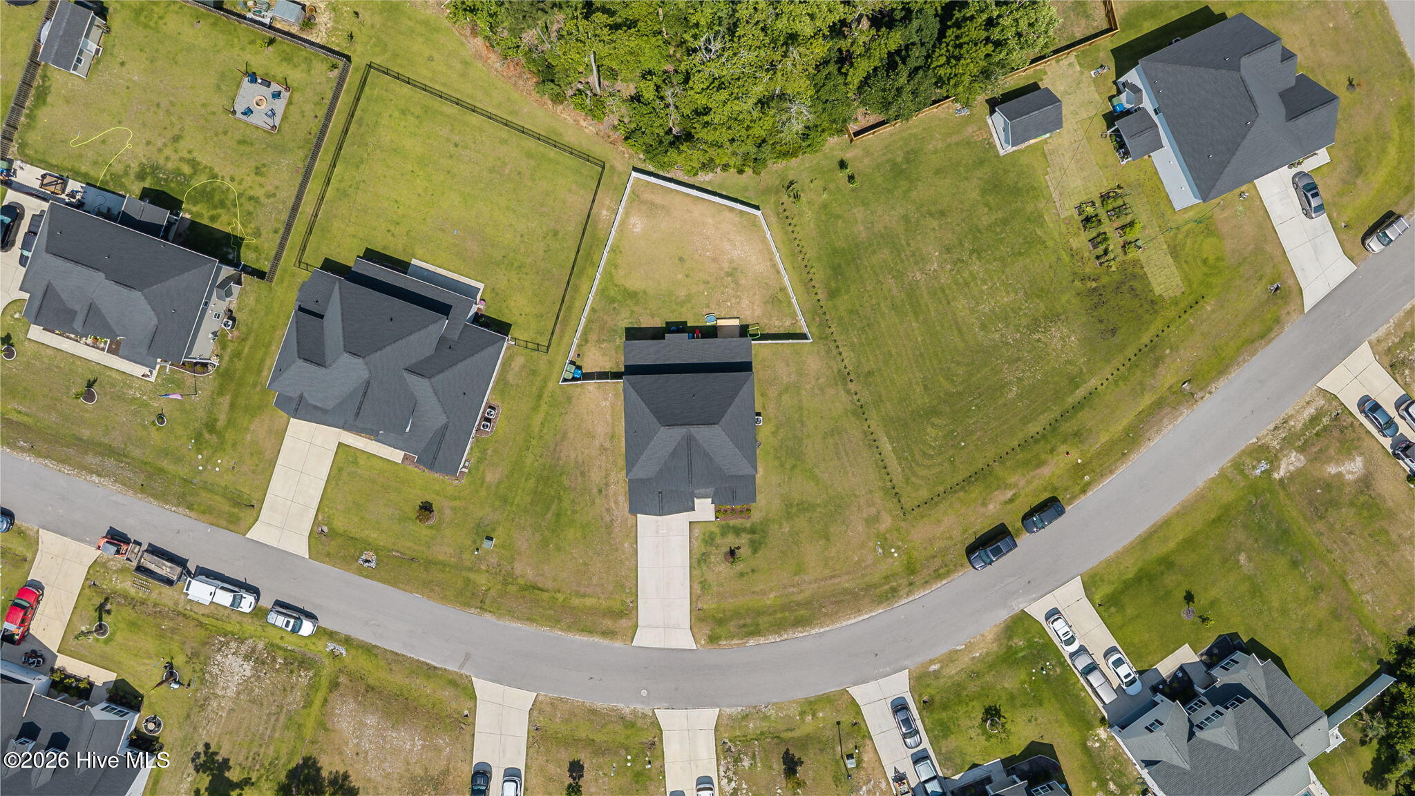 558 White Shoal Way