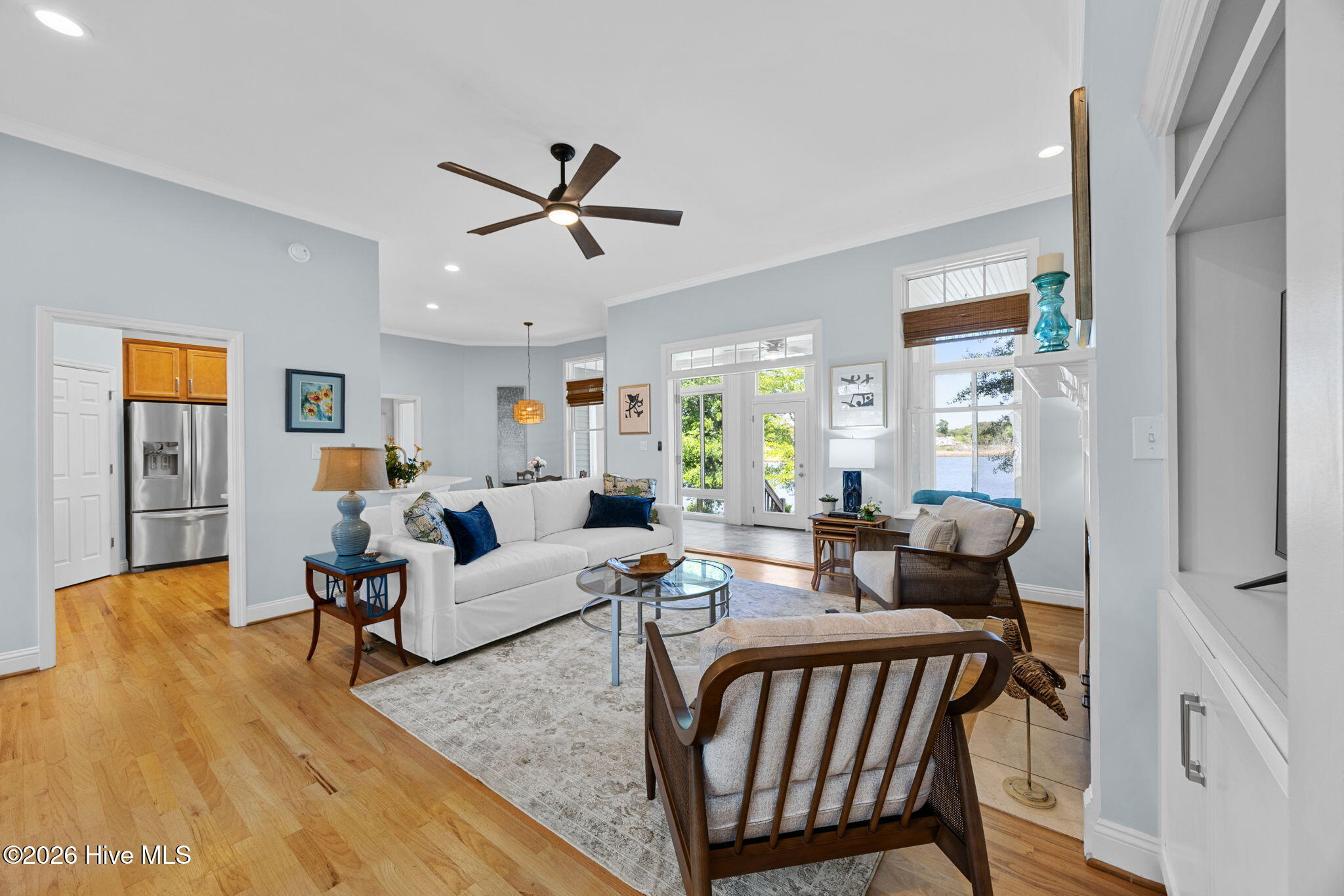 1039 Meridian Drive