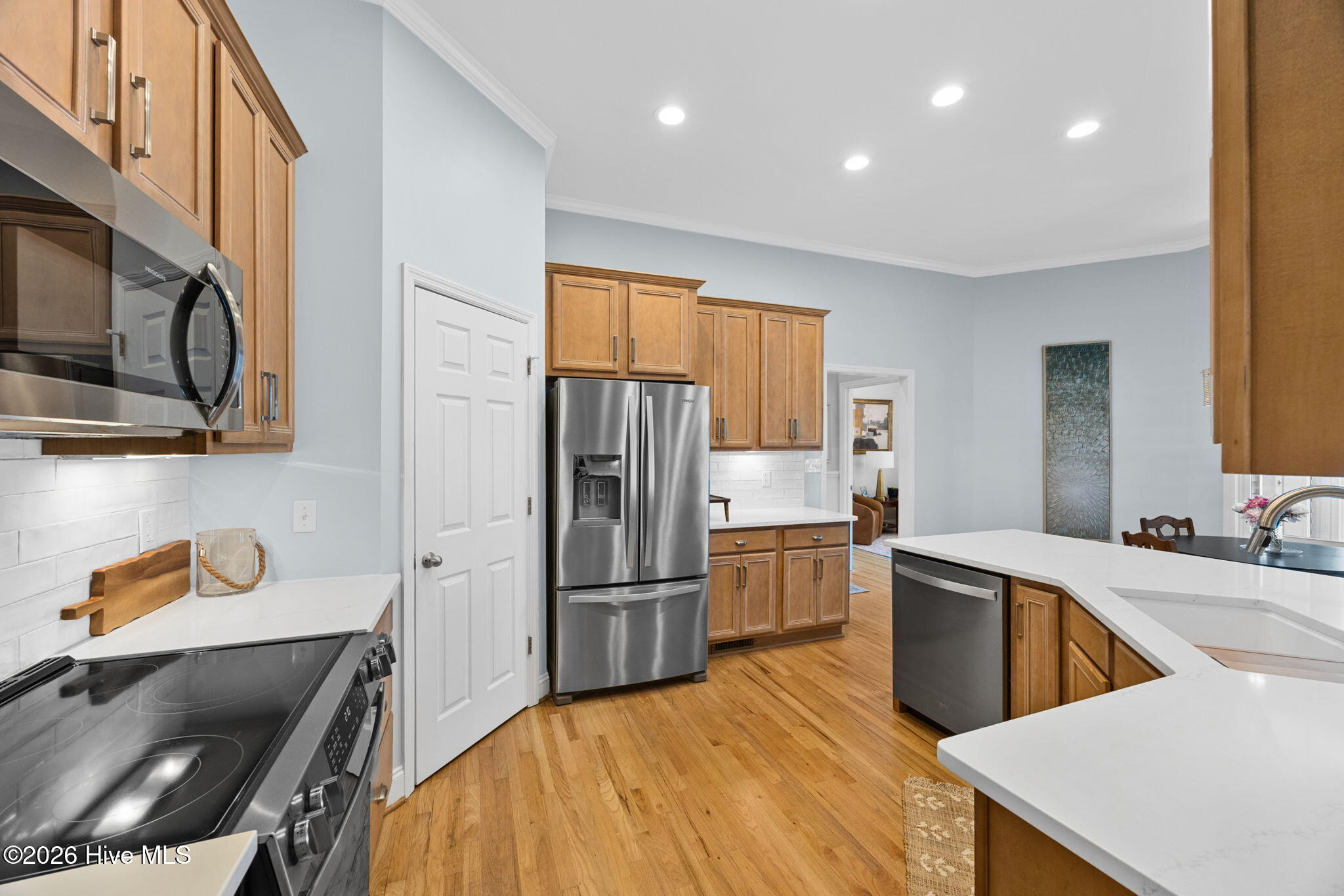 1039 Meridian Drive