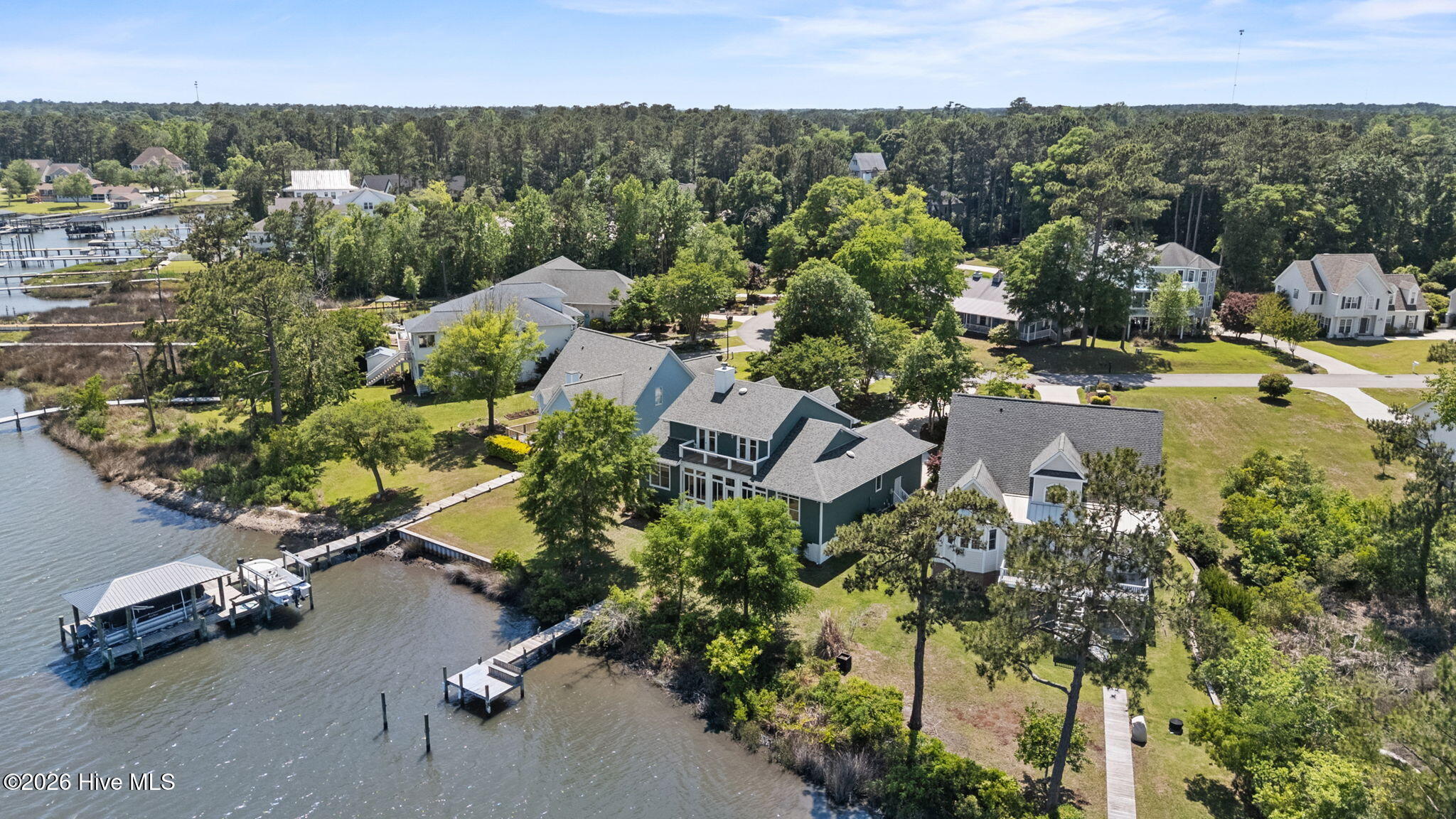 1039 Meridian Drive