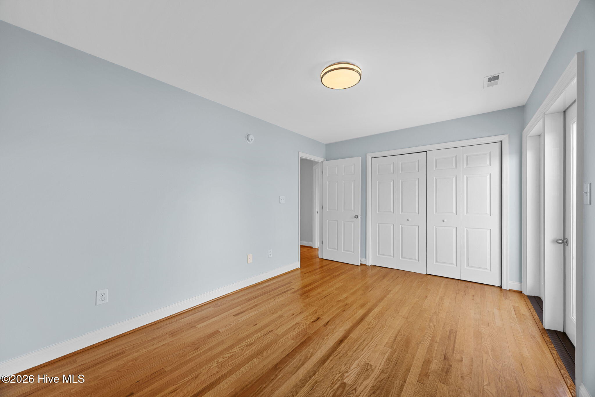 1039 Meridian Drive