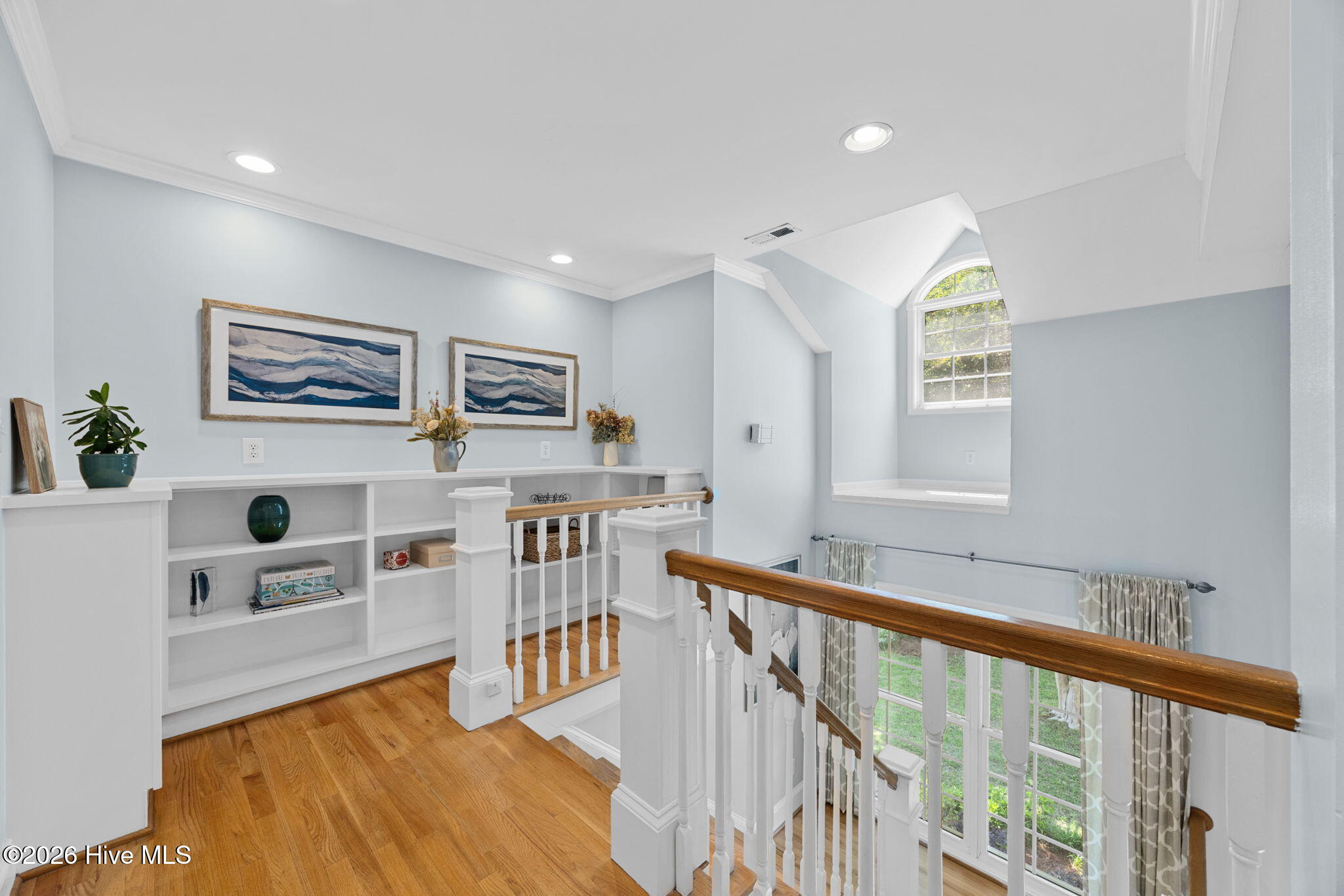 1039 Meridian Drive