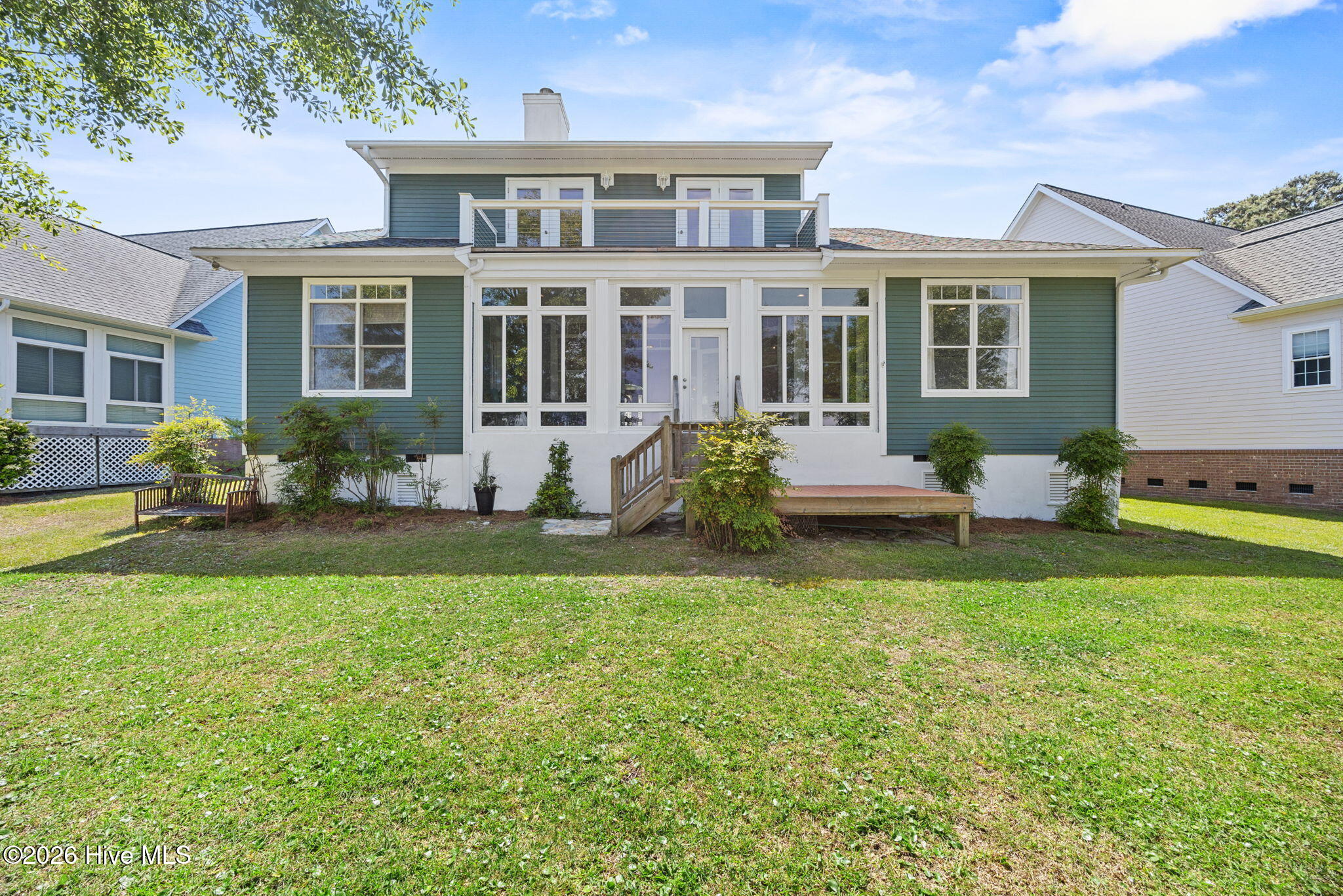 1039 Meridian Drive