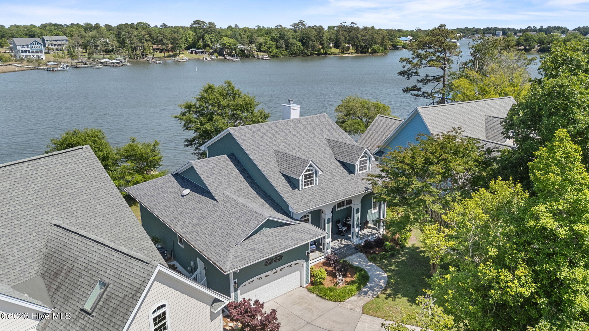 1039 Meridian Drive