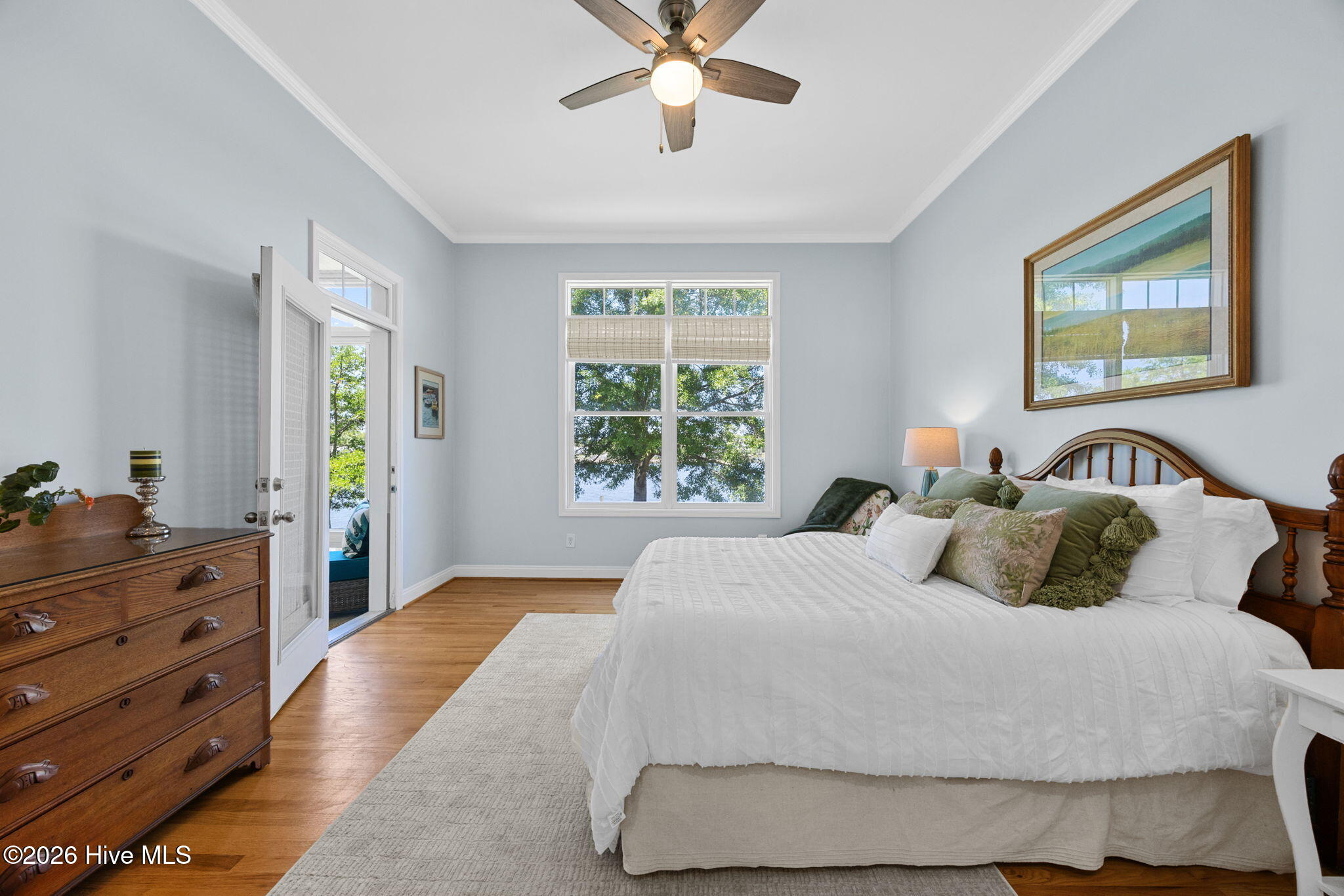 1039 Meridian Drive