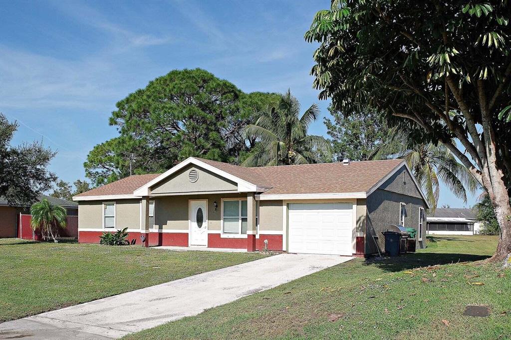 418 SW Kentwood Road