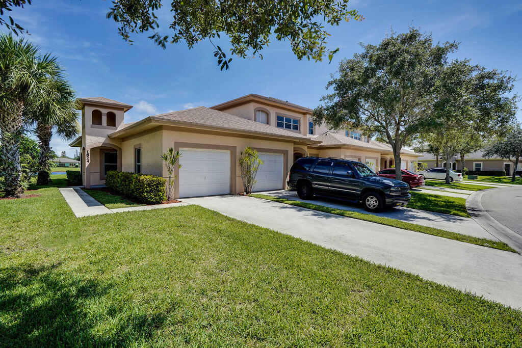 1824 Sandhill Crane B1 Drive 1