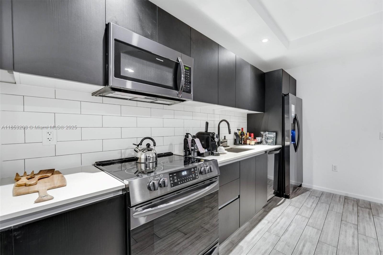 398 NE 5th Street # 1515