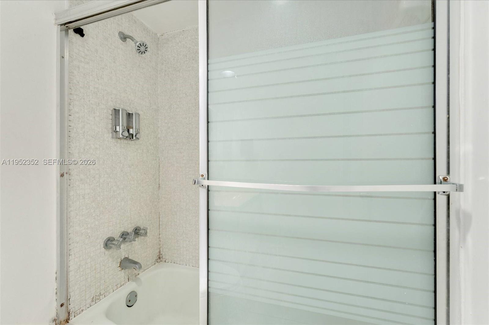 90 Edgewater Drive # 1120