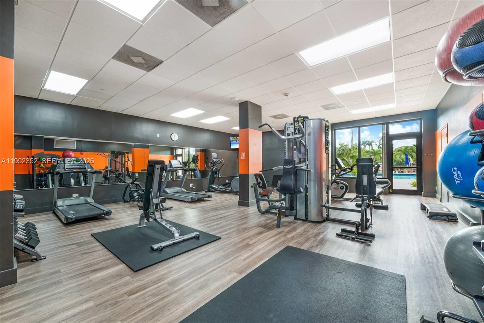 90 Edgewater Drive # 1120