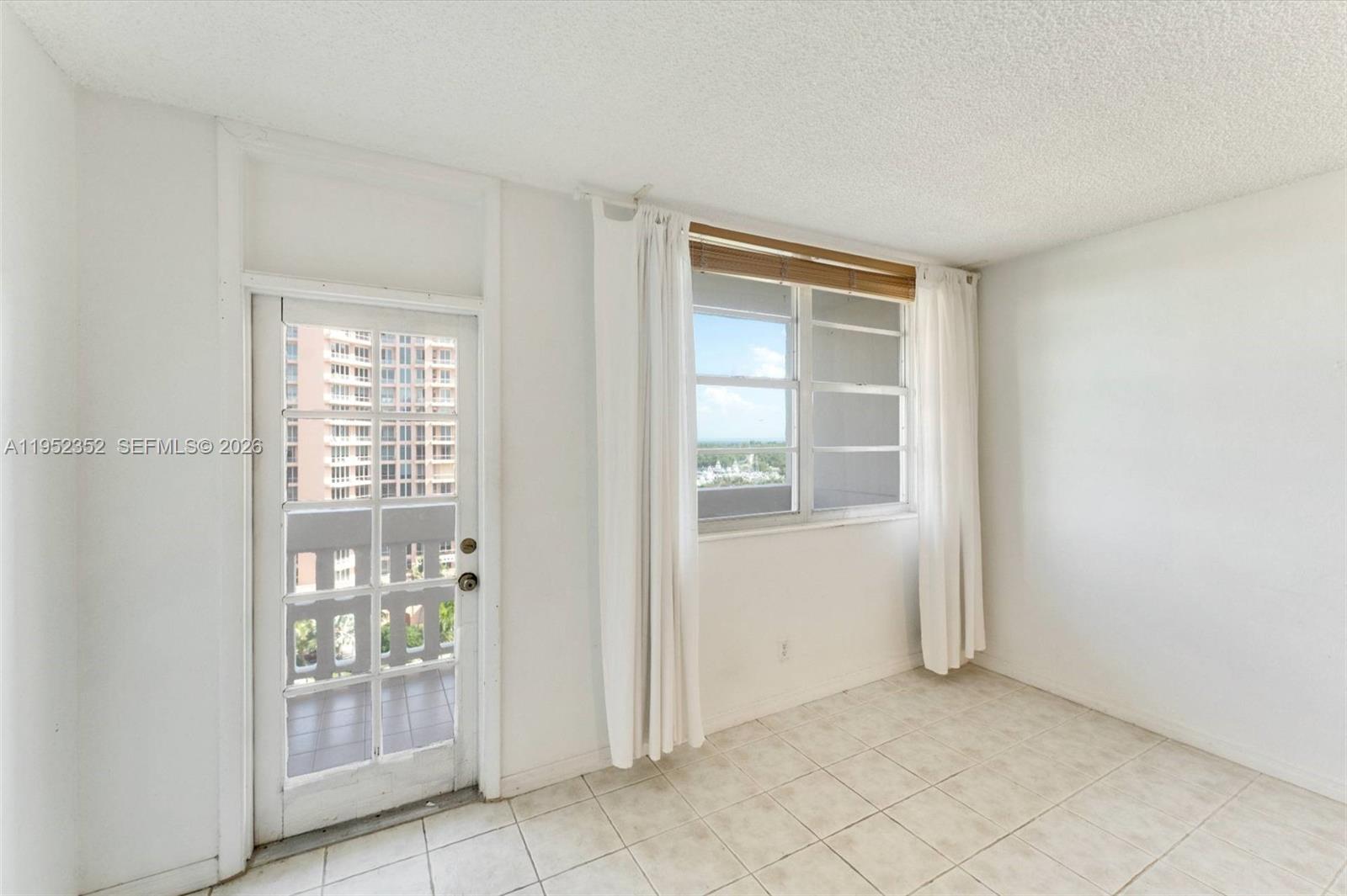 90 Edgewater Drive # 1120