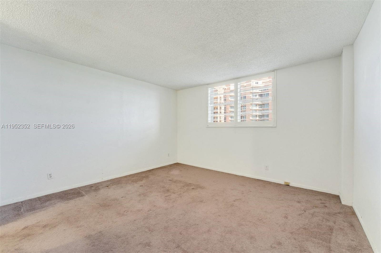 90 Edgewater Drive # 1120