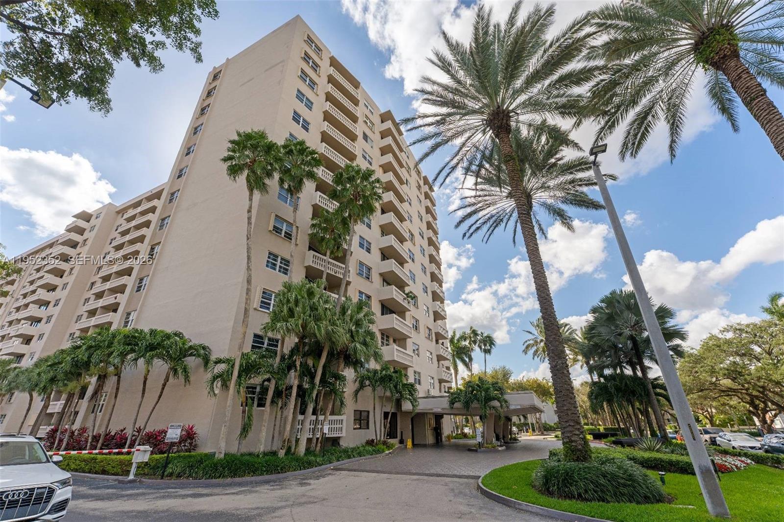 90 Edgewater Drive # 1120