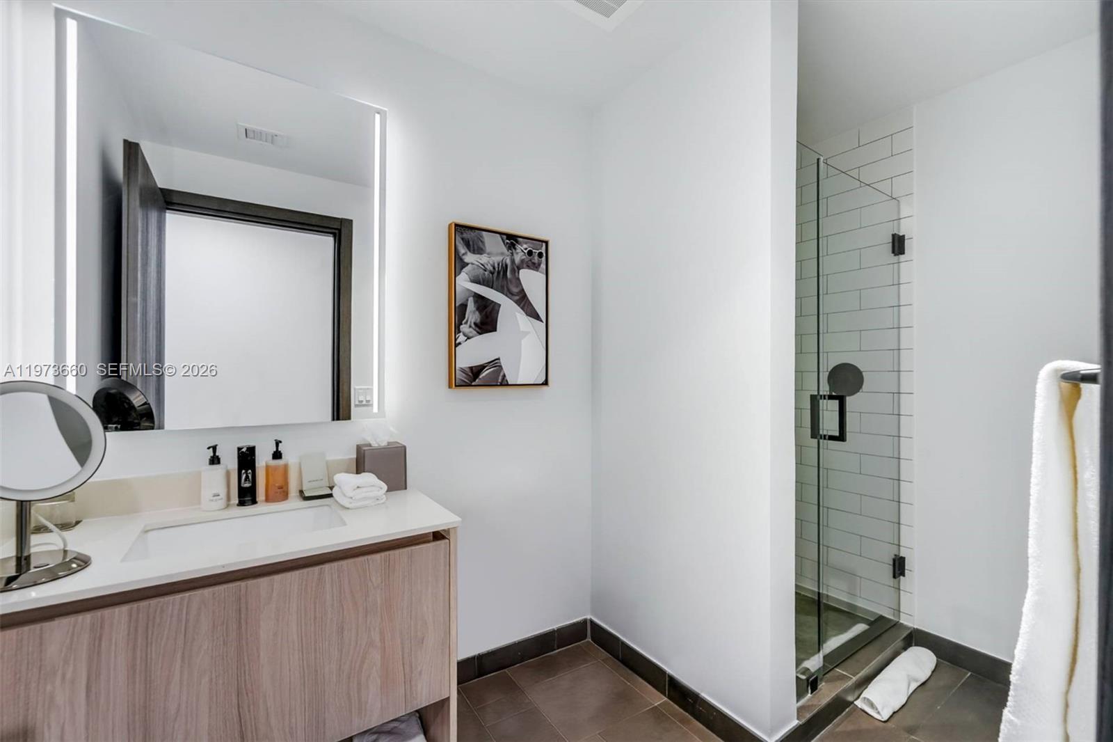 398 NE 5th St # 1515