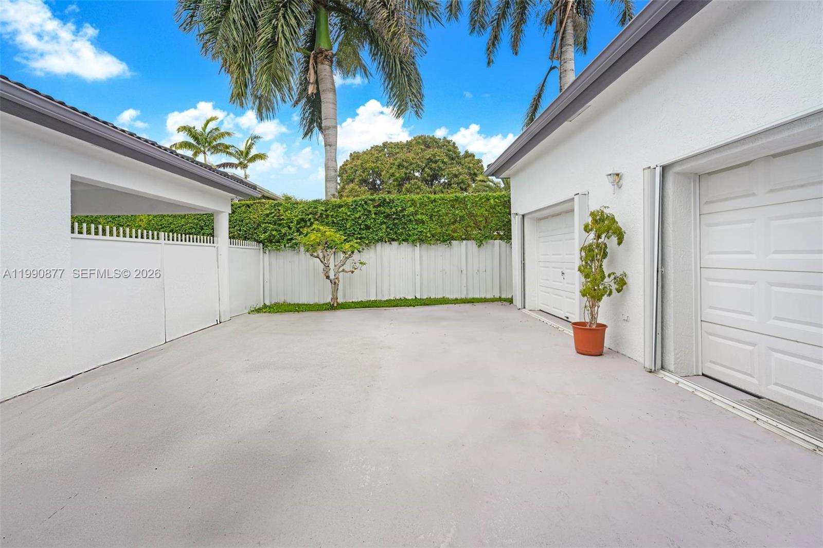 69 S Royal Poinciana Boulevard