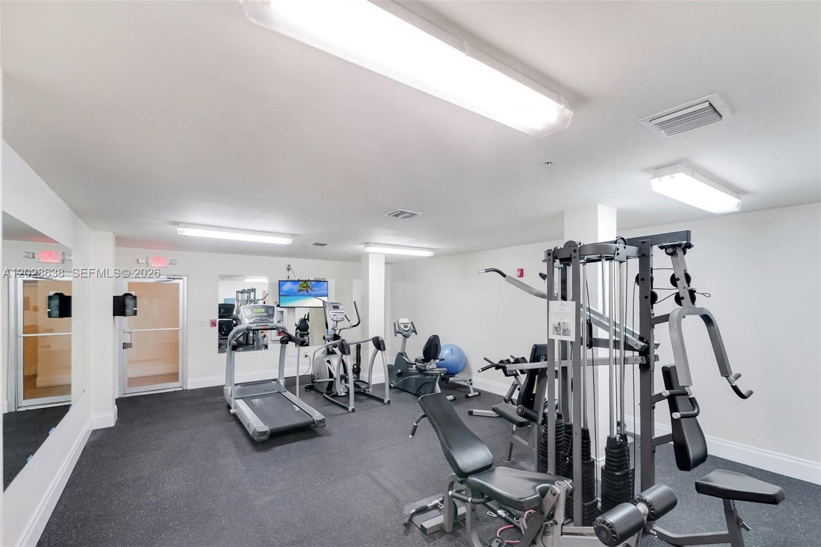 3339 Virginia Street # 305