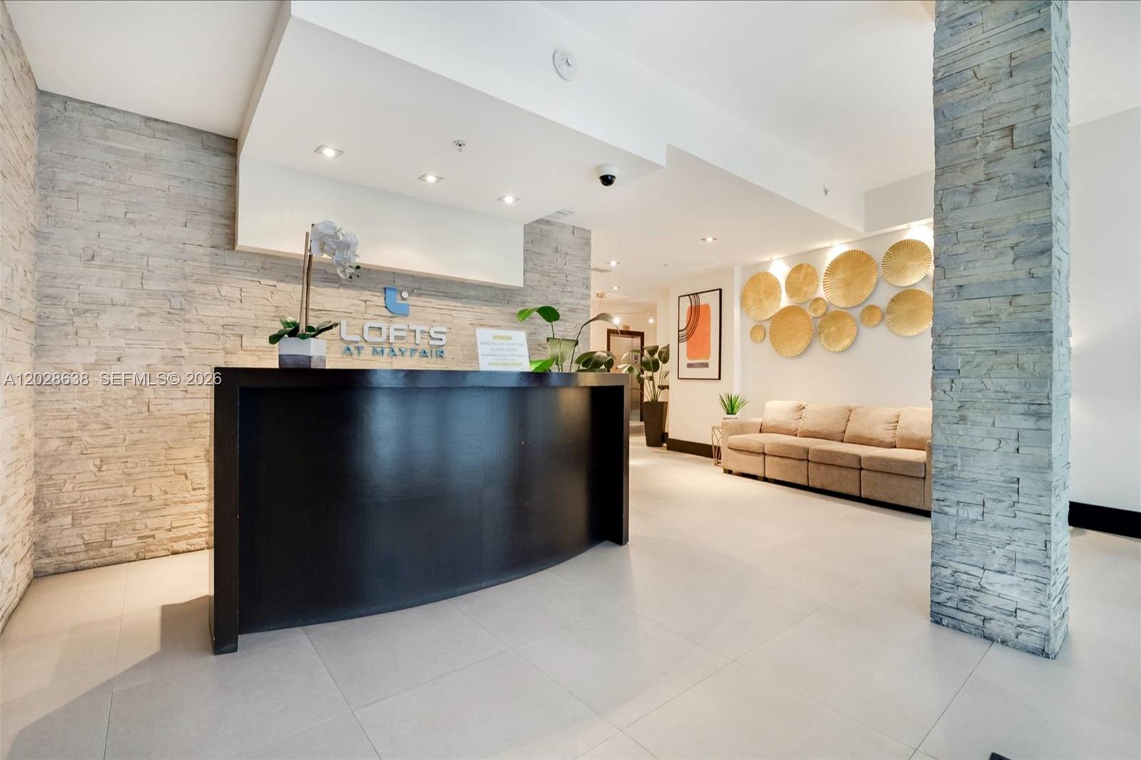 3339 Virginia Street # 305