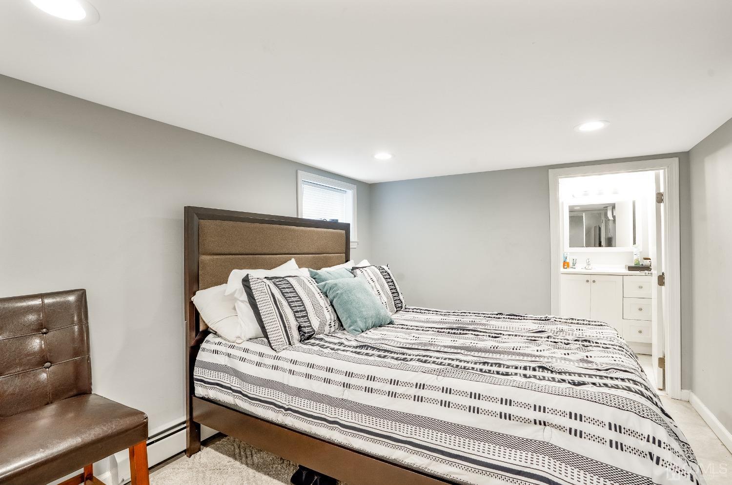 579 Florida Grove Road