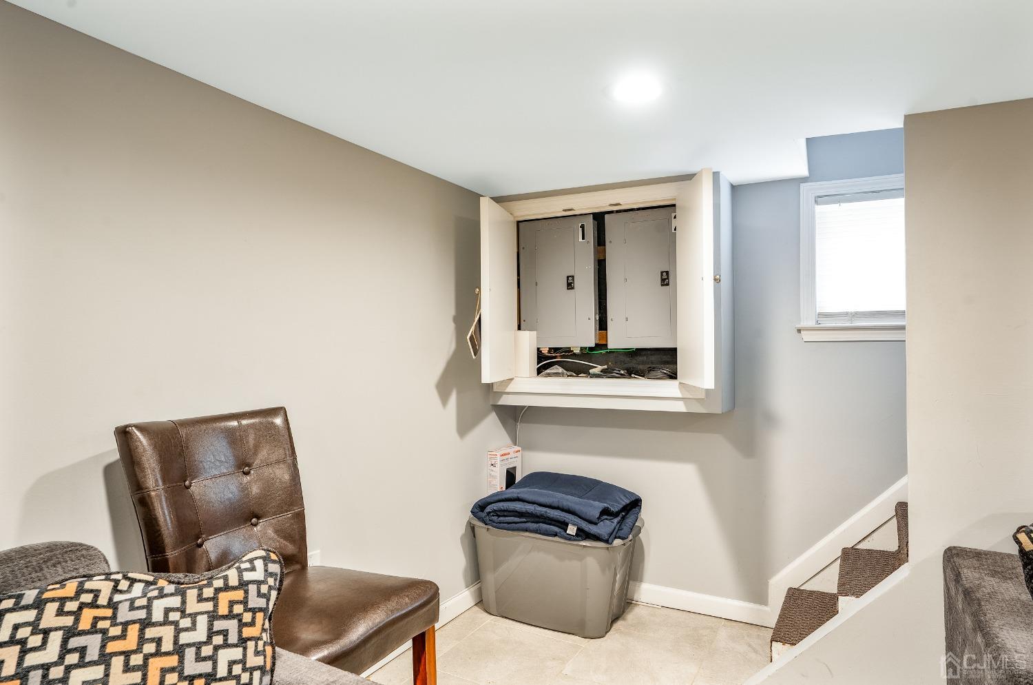 579 Florida Grove Road