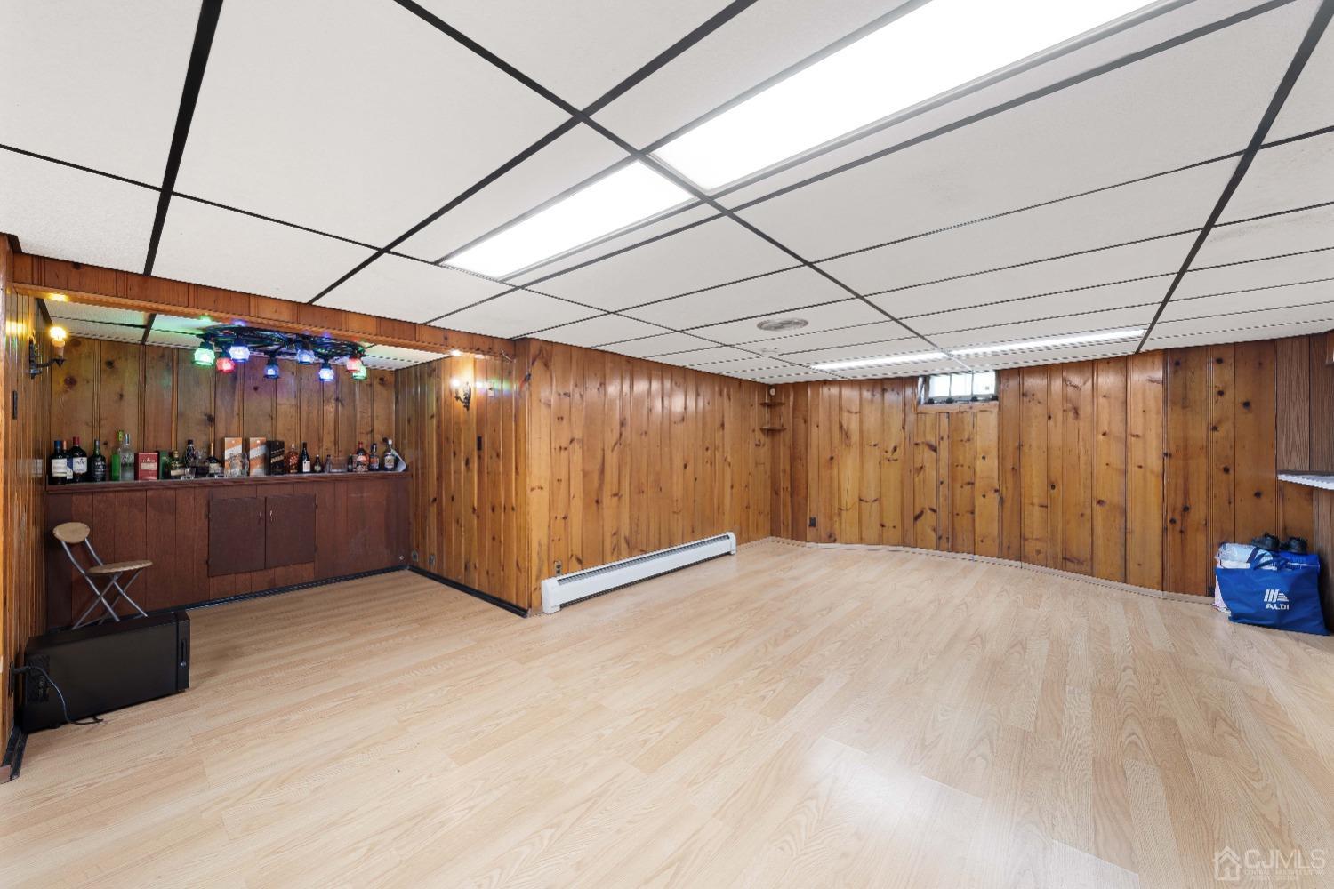 136-136 Glendale Drive