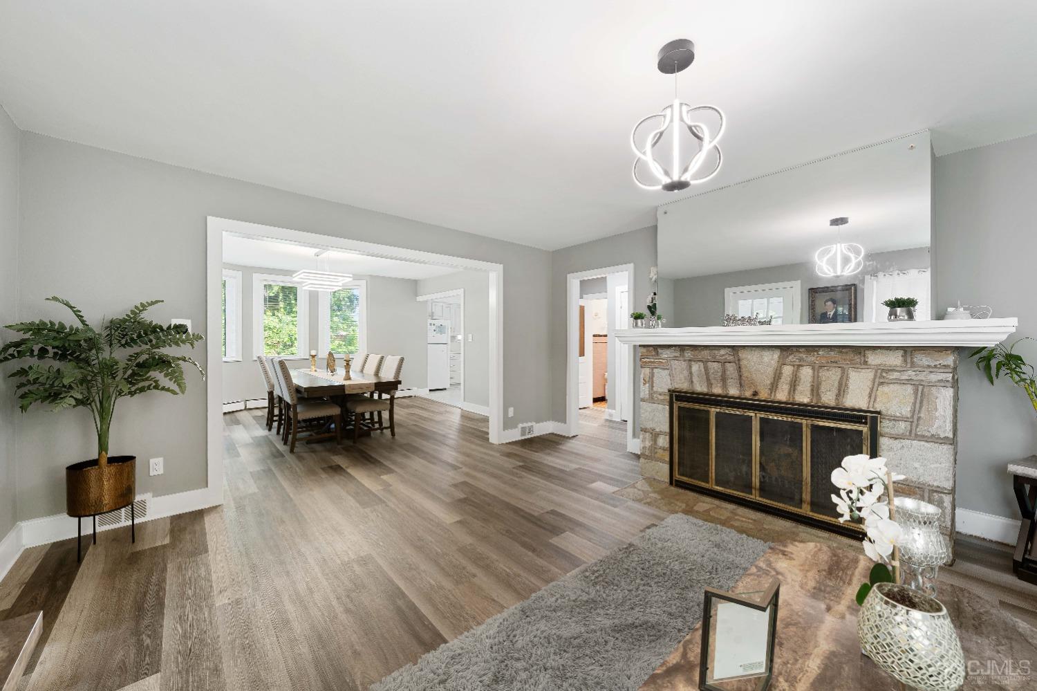 136-136 Glendale Drive