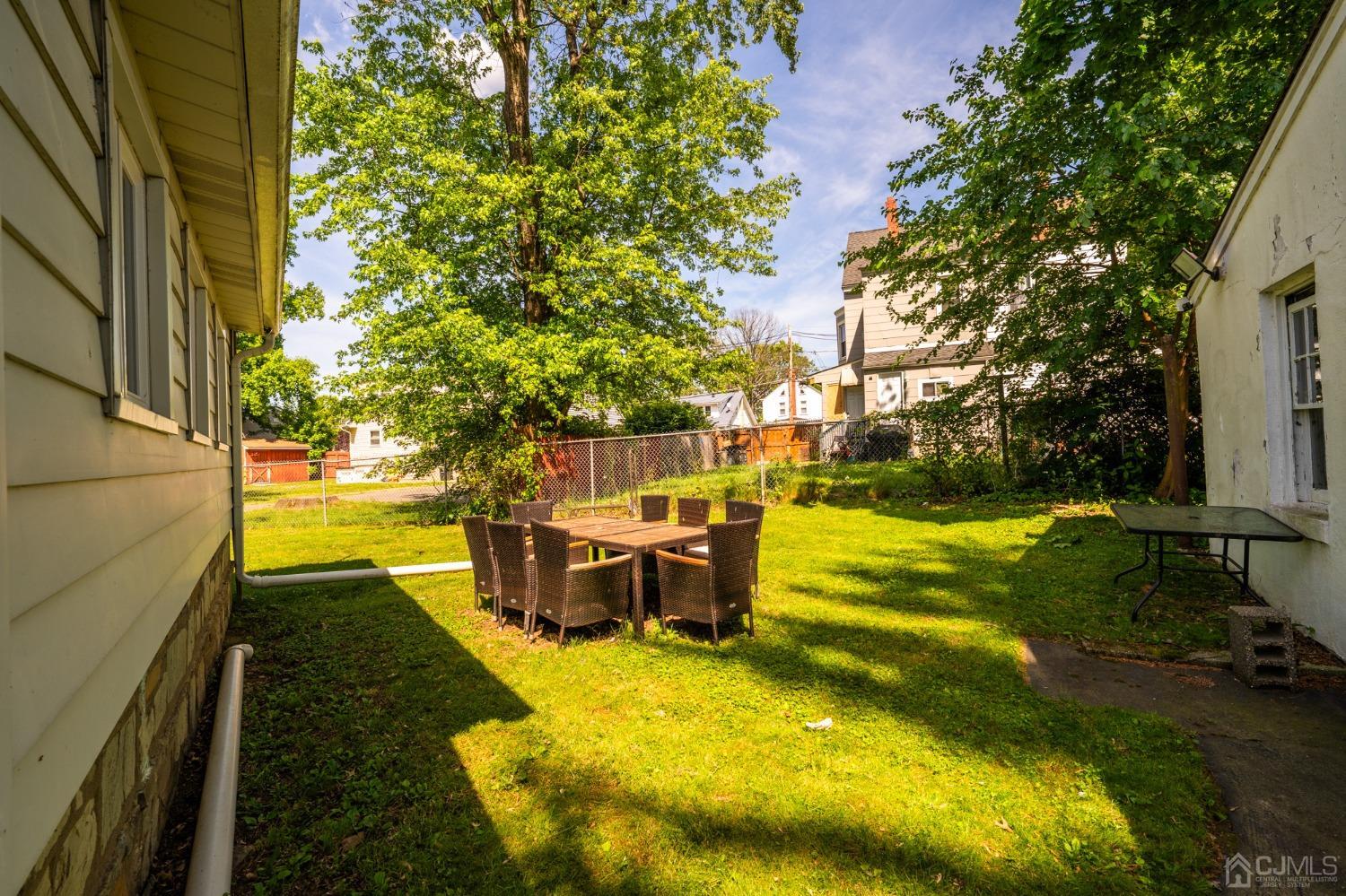 136-136 Glendale Drive