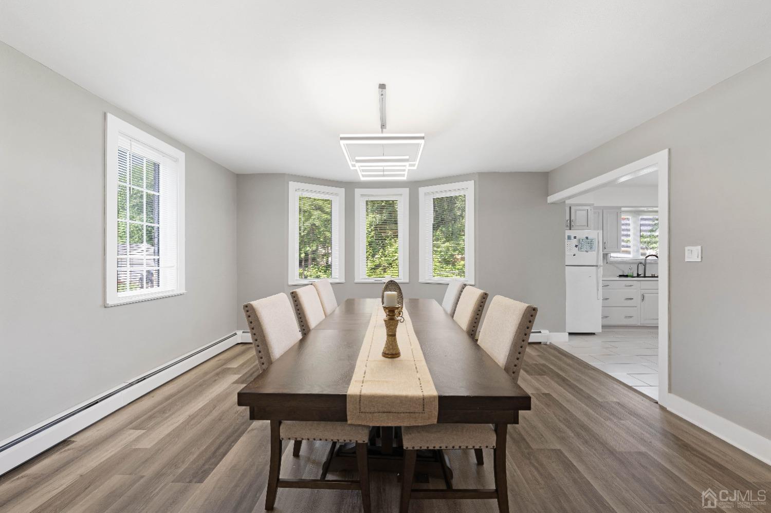 136-136 Glendale Drive