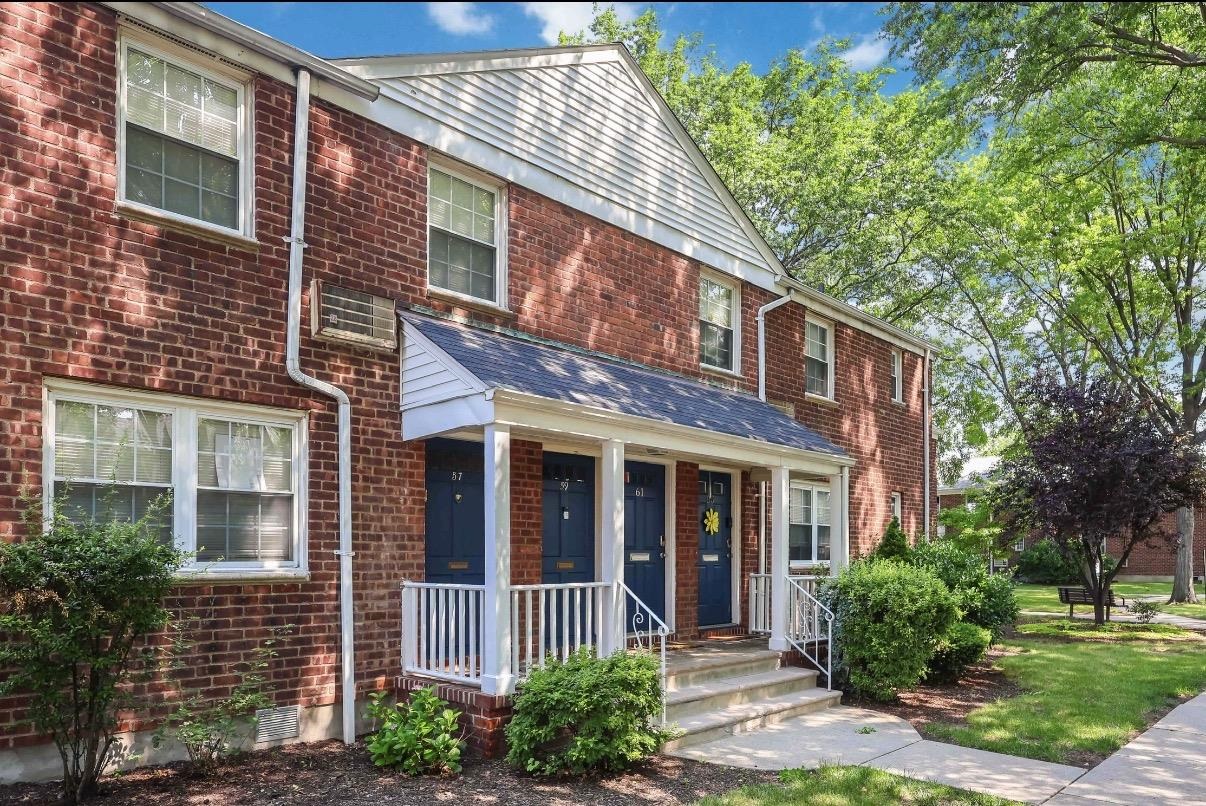 57 CLARK CT Unit: 65