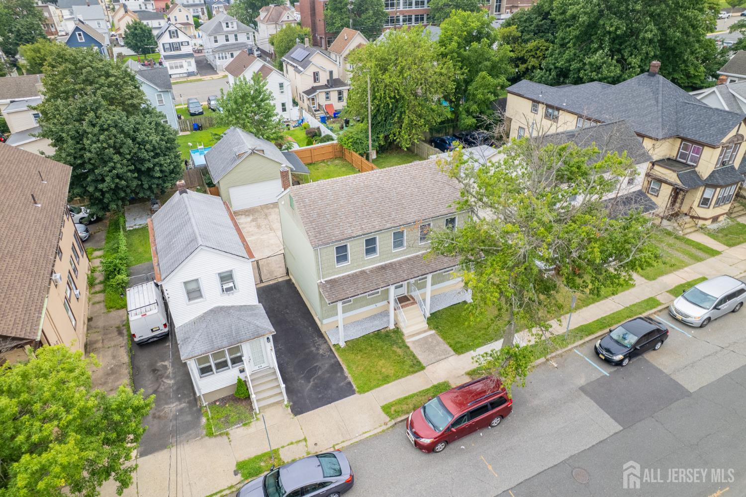 223 Henry Street