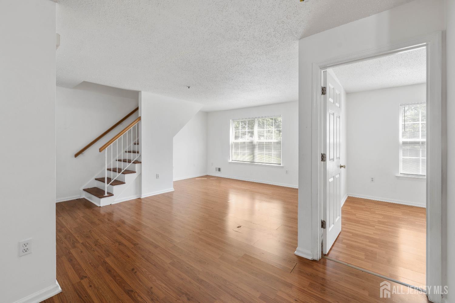 5 Prestwick Way