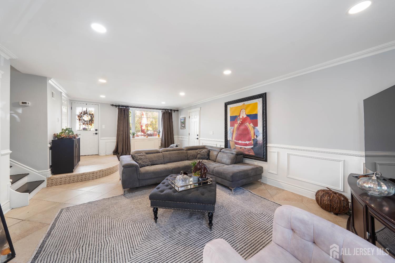 374 S Maple Avenue S, Bernards