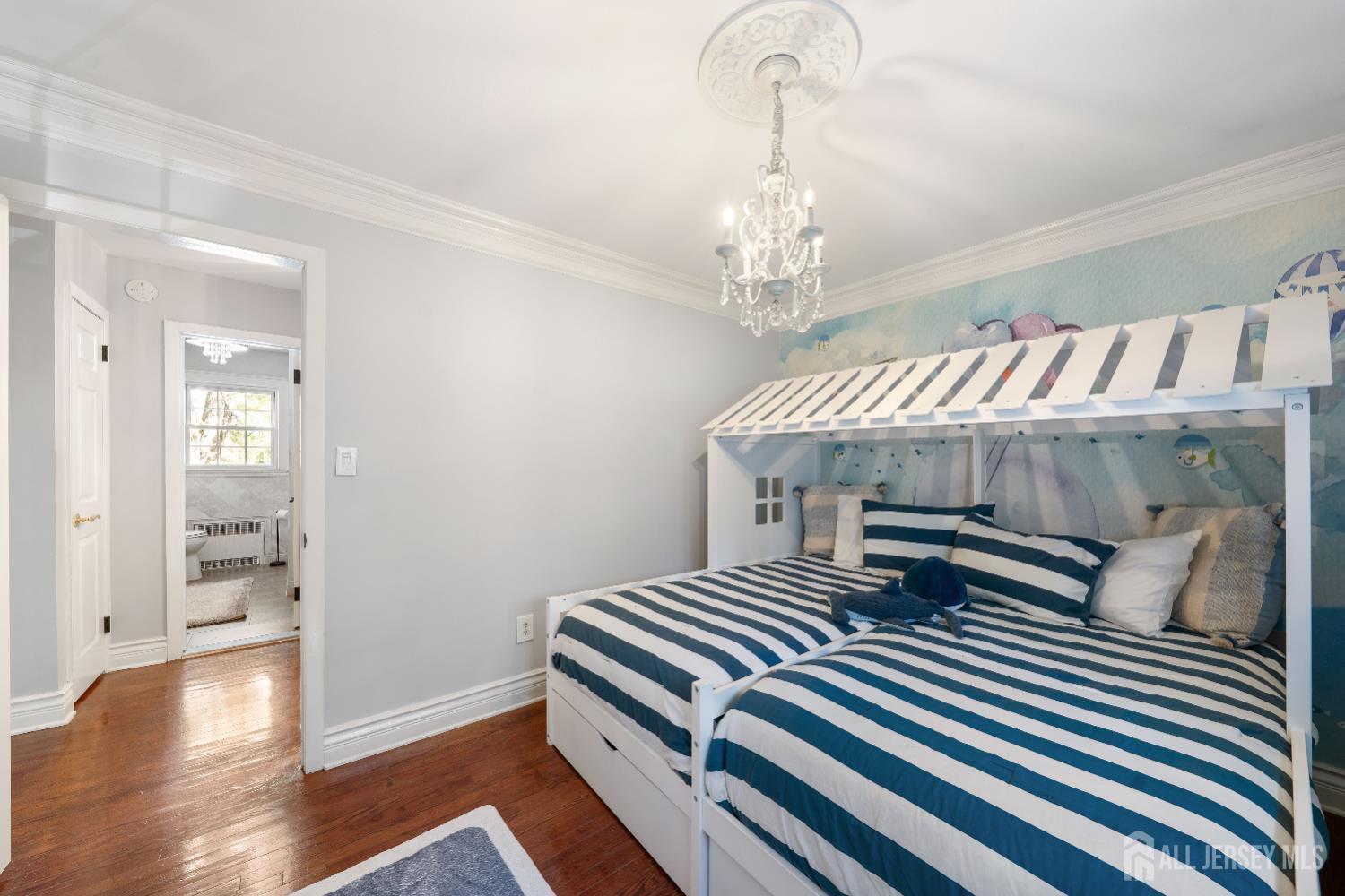 374 S Maple Avenue S, Bernards