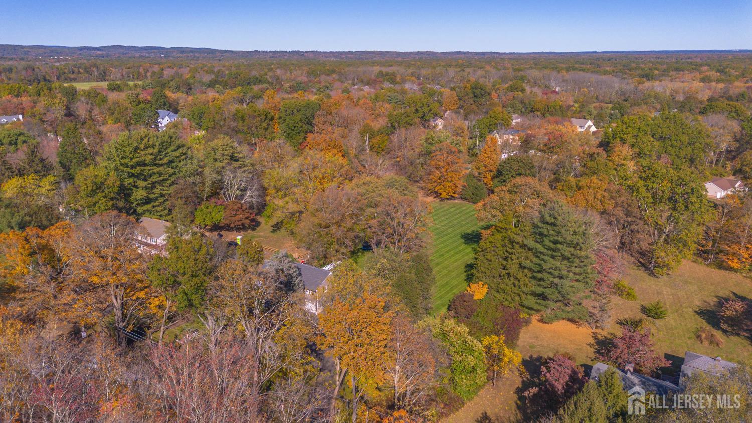 374 S Maple Avenue S, Bernards