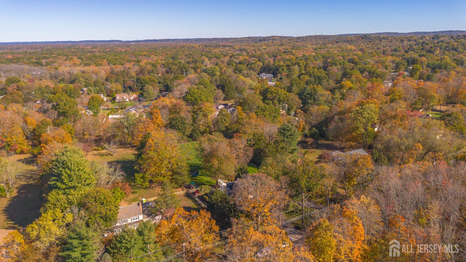374 S Maple Avenue S, Bernards