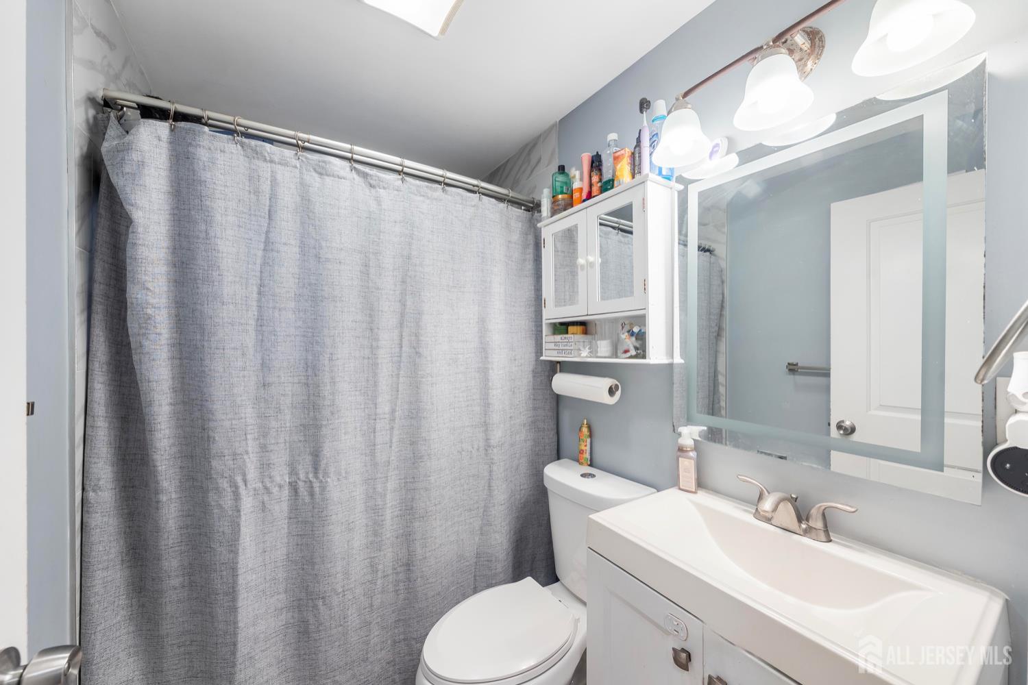 1305 Sunnyside Place # 09