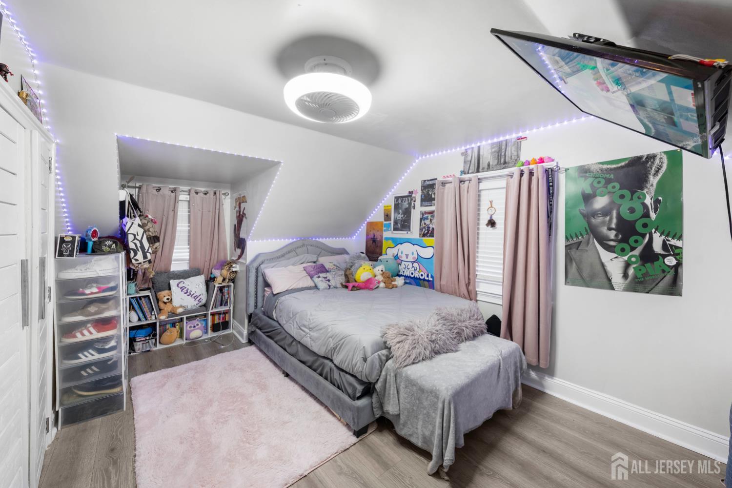 1305 Sunnyside Place # 09