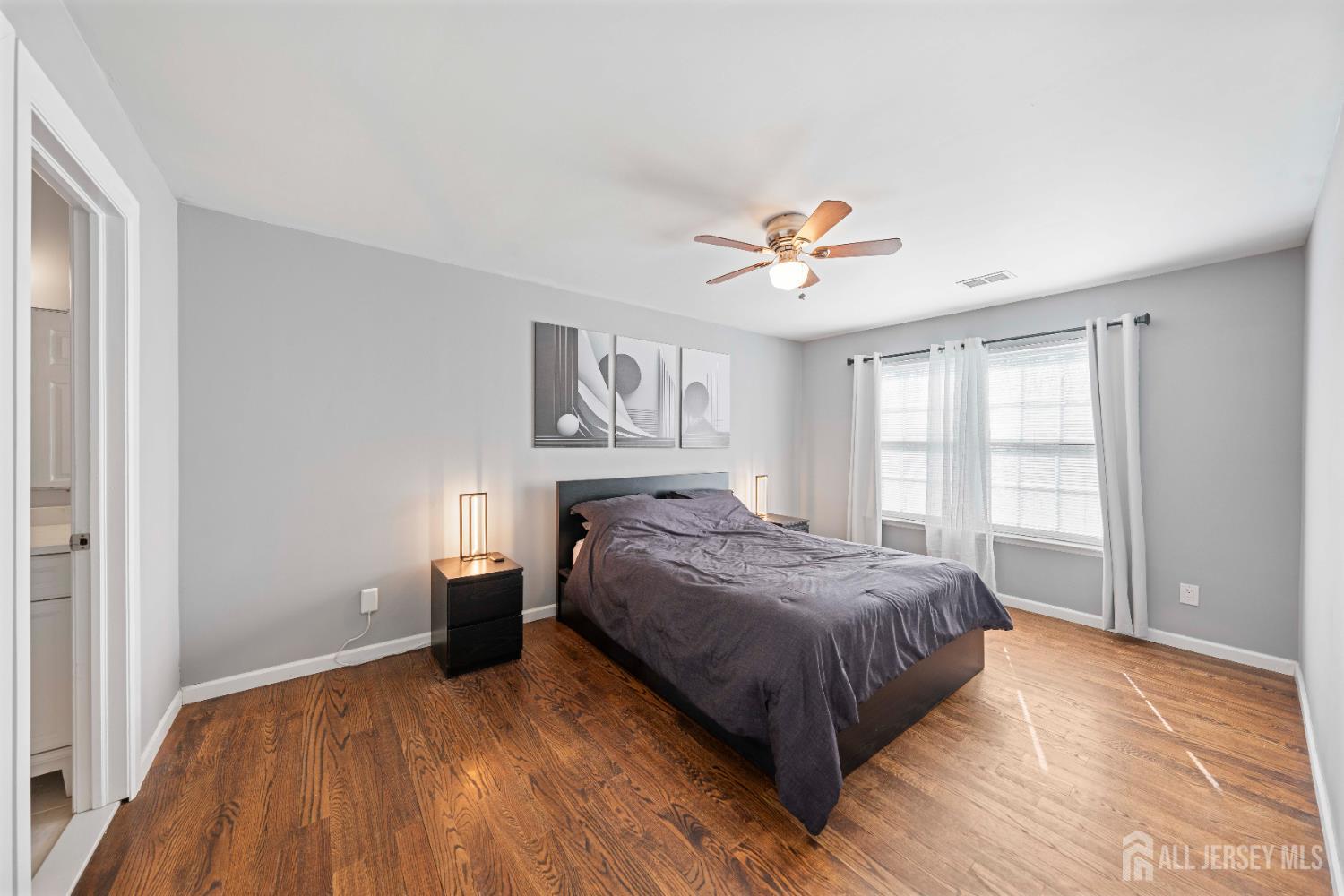 2706 Lighthouse Lane