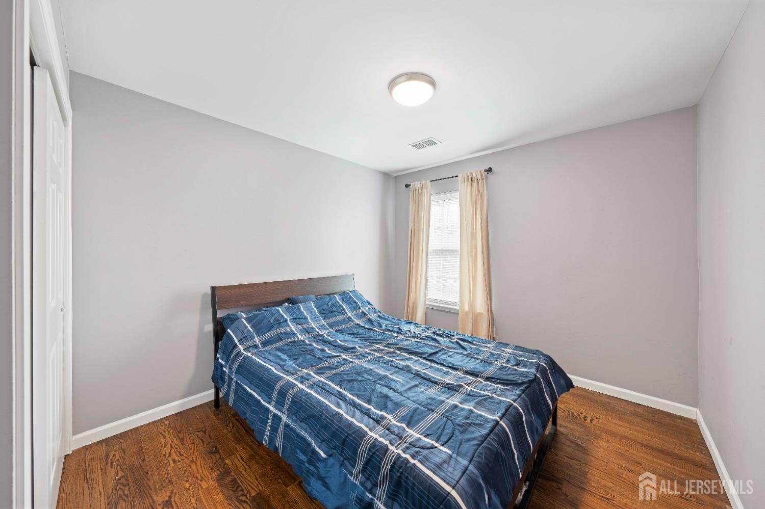 2706 Lighthouse Lane