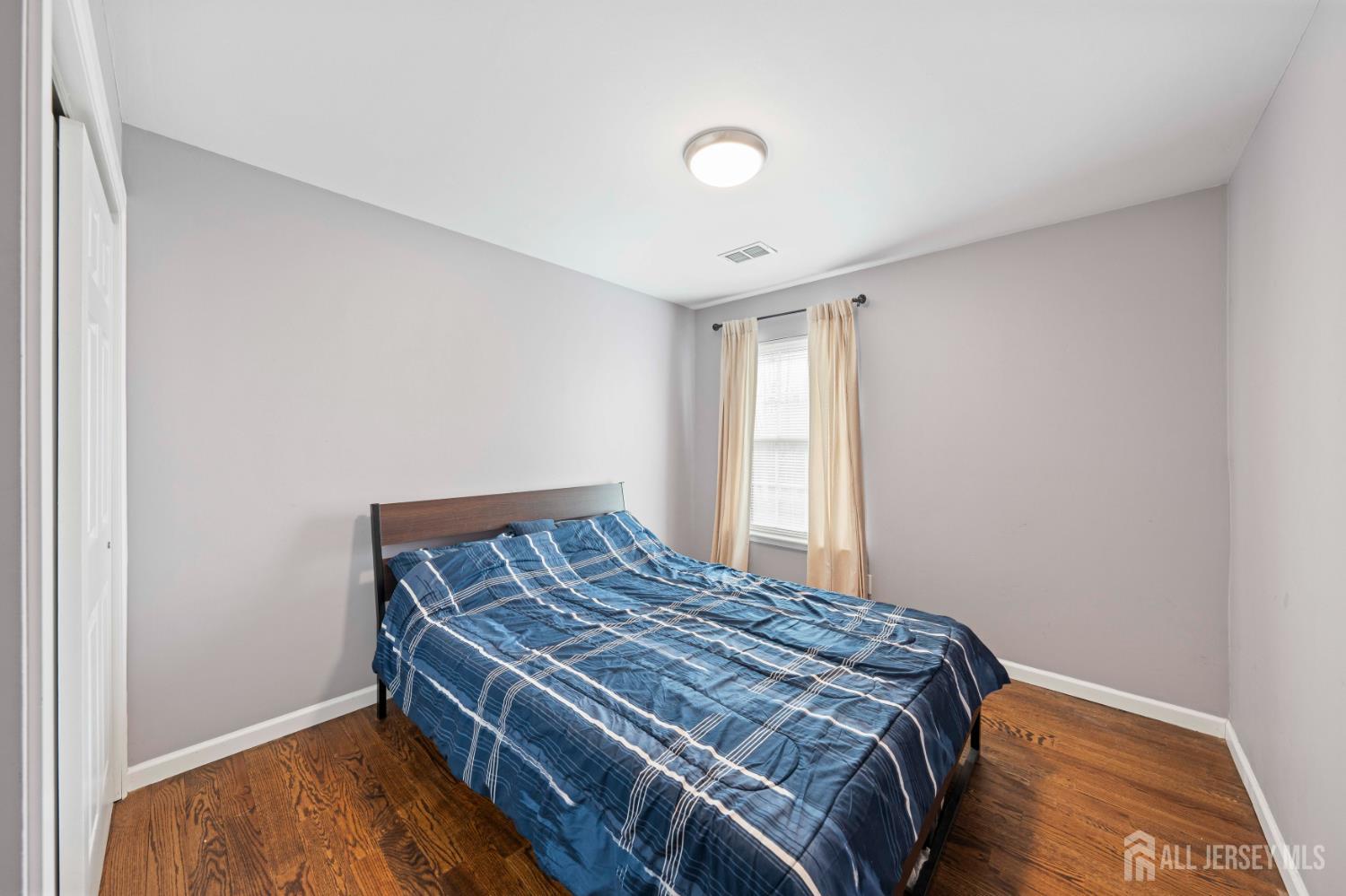 2706 Lighthouse Lane