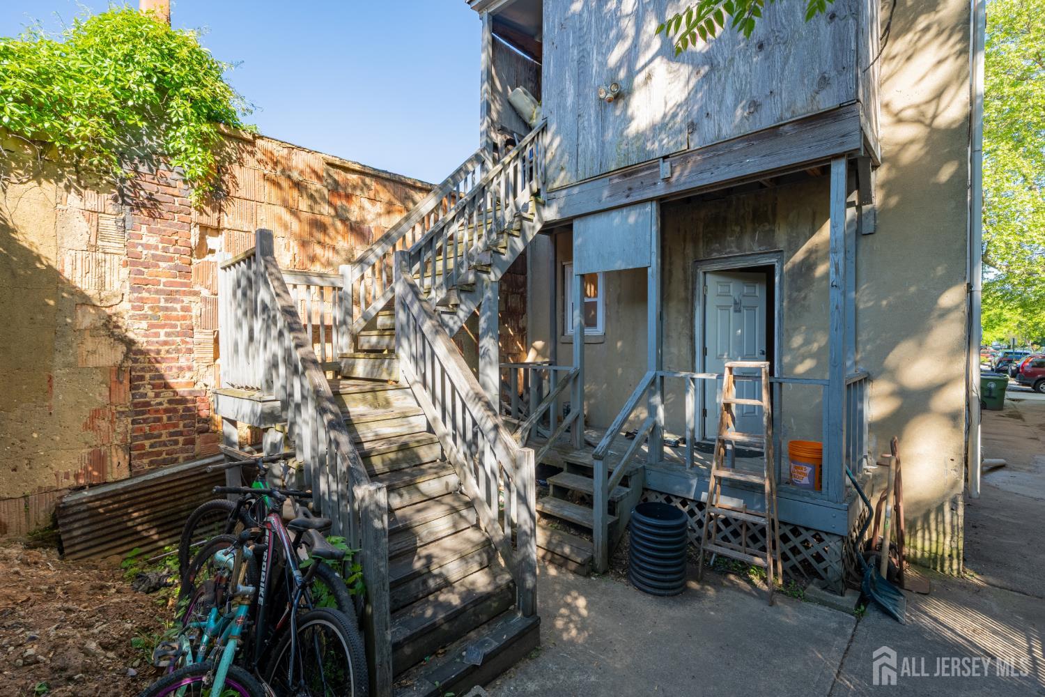 409 Ogden Place