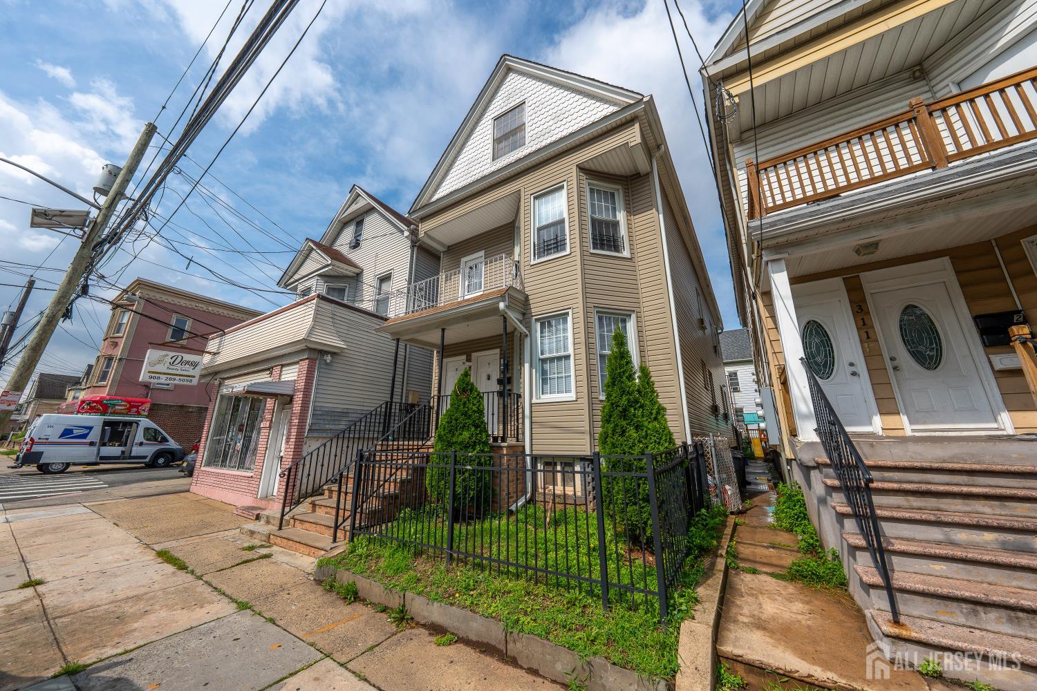 313 Washington Avenue