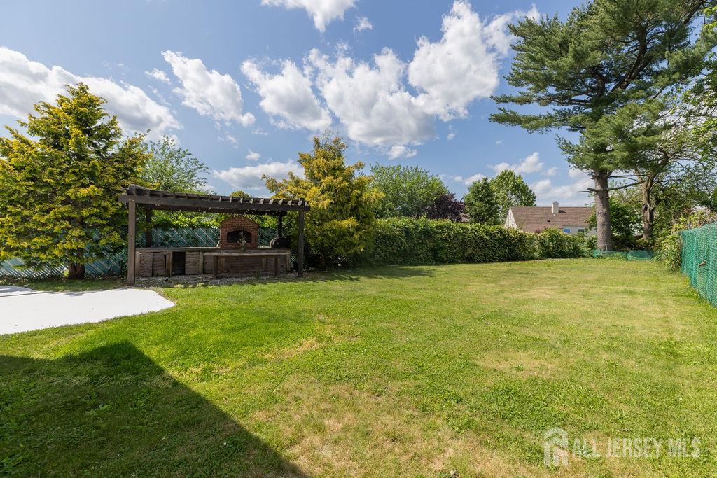 19 Jonquil Circle