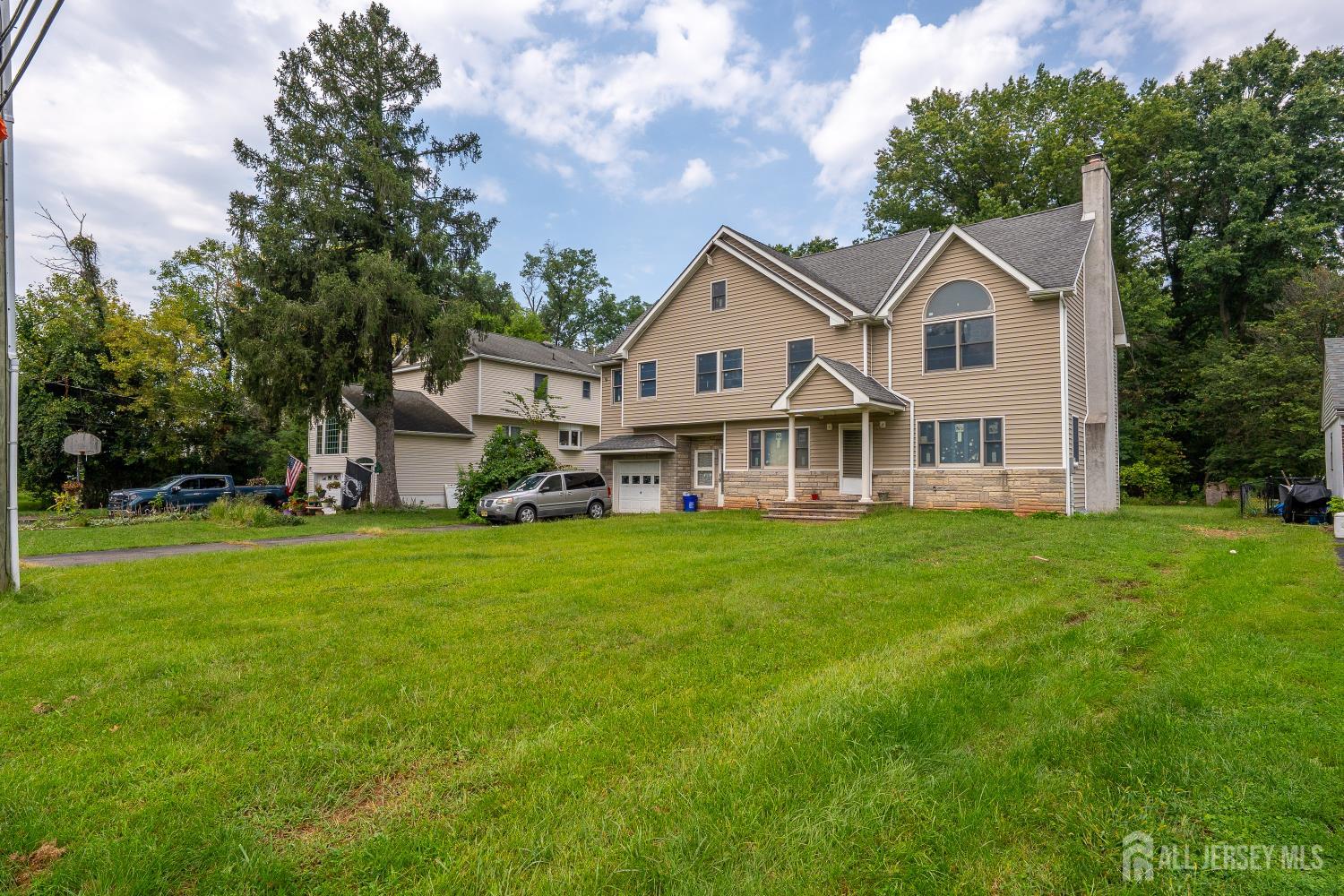 731 kline Place