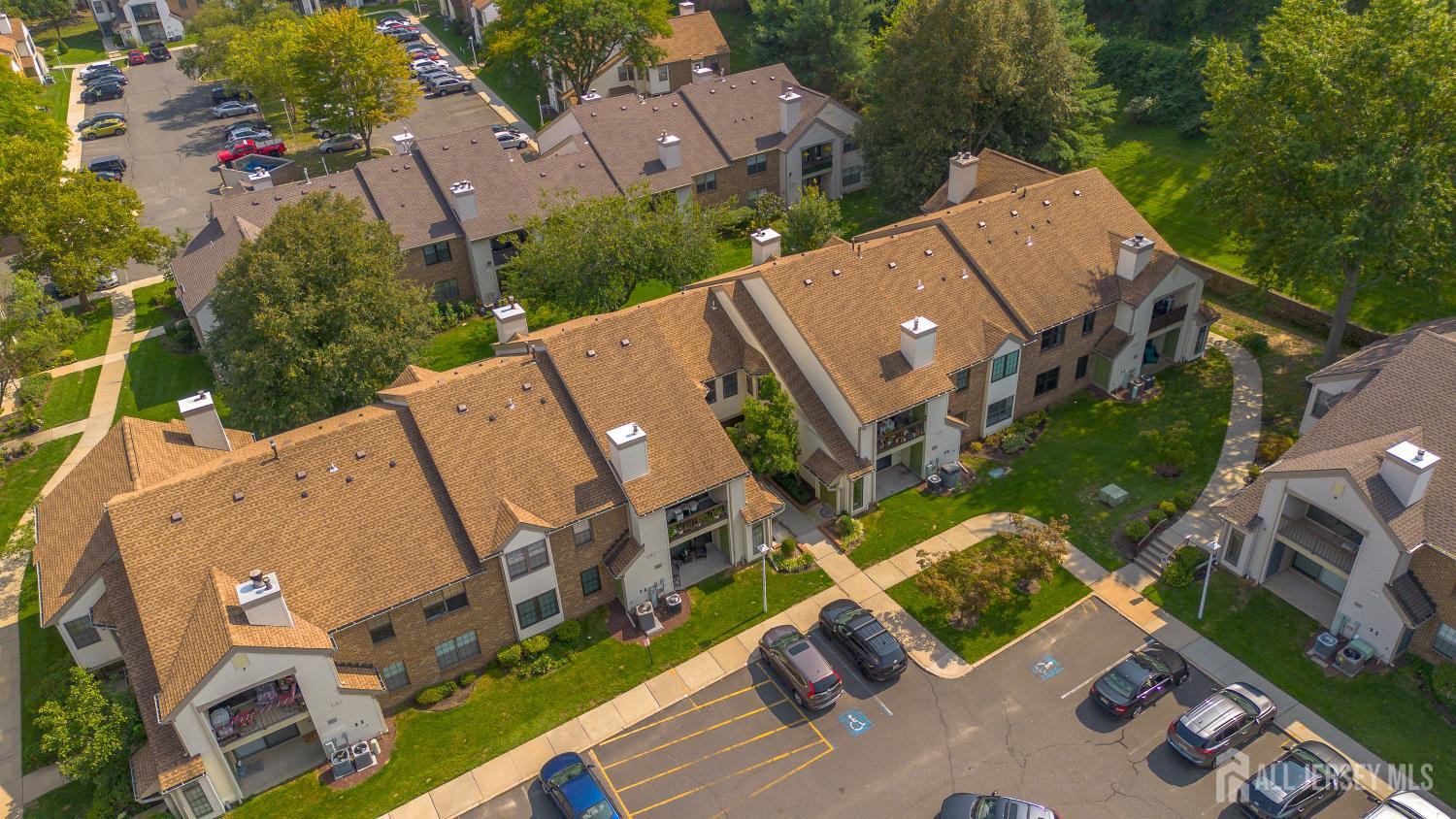 709 Sunshine Court
