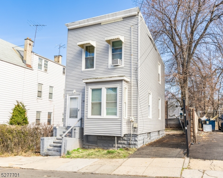 10 Tichenor Terrace